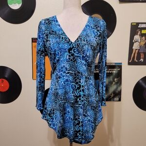 Suzie Couture | Y2K Blue Filigree Floral Print Top